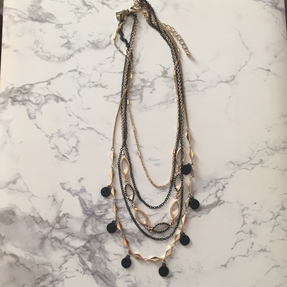 Banana Republic | black and gold layer necklace